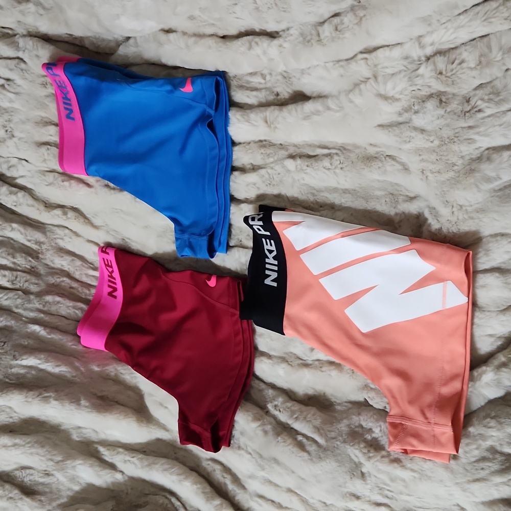 Nike compression shorts